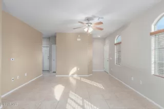 Photo #6: 6635919 Listing 