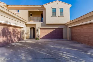 Photo #1: 6635971 Listing