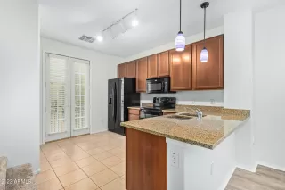 Photo #3: 6636003 Listing