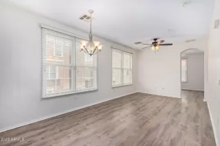 Photo #5: 6636003 Listing