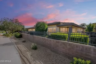 Photo #3: 6636196 Listing 