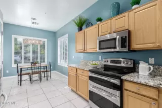 Photo #2: 6636247 Listing