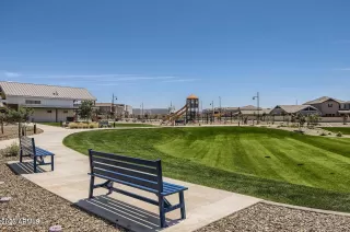 Photo #6: 6636397 Listing