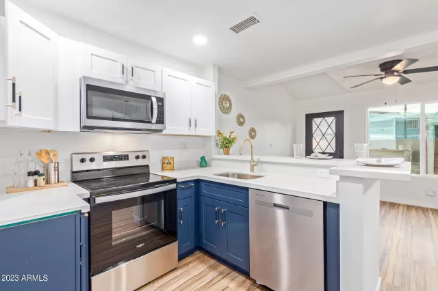 MLS: 6636495 Condo For Sale