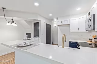 Photo #4: 6636495 Listing 