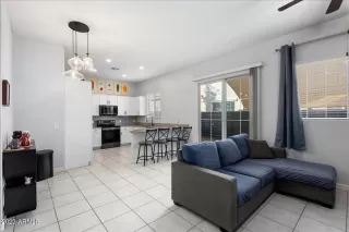 Photo #4: 6636551 Listing