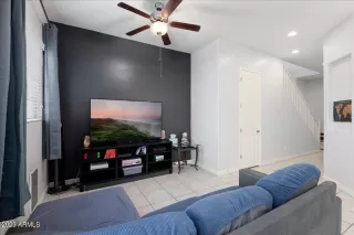 Photo #6: 6636551 Listing