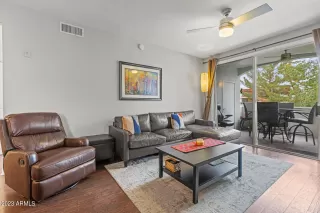 Photo #5: 6636706 Listing 