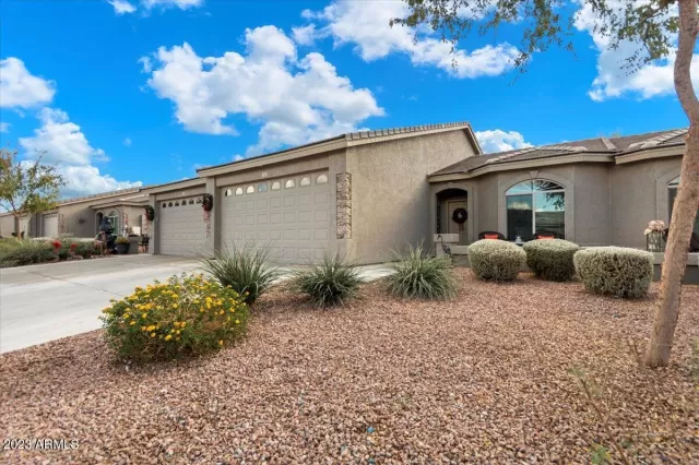 MLS: 6636771 Condo For Sale