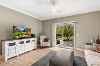 Photo #2: 6636771 Listing 