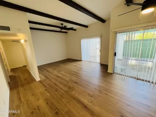 Photo #5: 6636854 Listing 