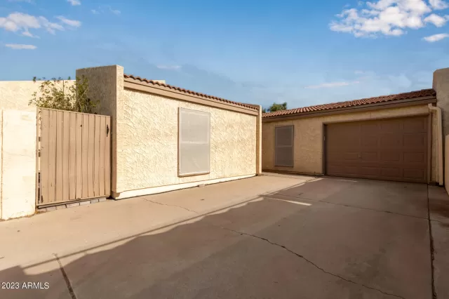 MLS: 6637346 Condo For Sale