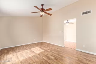 Photo #5: 6637346 Listing 