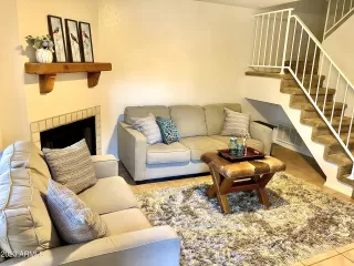 Photo #2: 6637435 Listing 