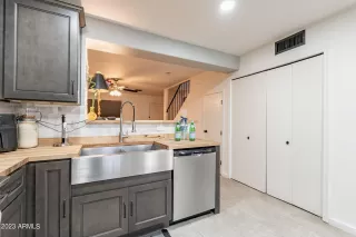 Photo #4: 6637509 Listing