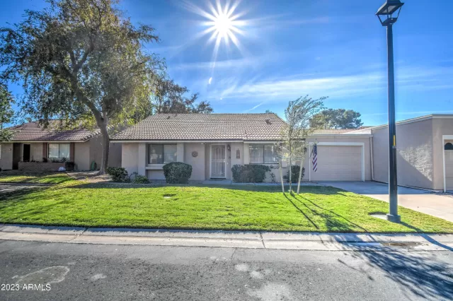 MLS: 6637629 Condo For Sale