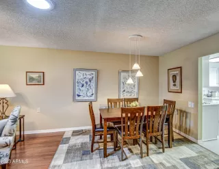 Photo #2: 6637629 Listing 