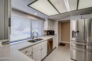 Photo #3: 6637629 Listing 