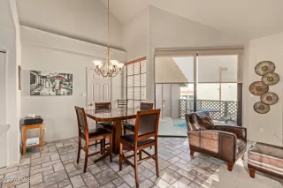 Photo #4: 6637846 Listing 