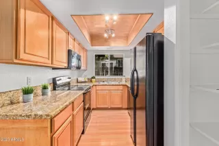 Photo #3: 6638018 Listing 