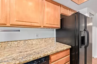 Photo #4: 6638018 Listing 