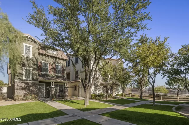 MLS: 6638023 Condo For Sale