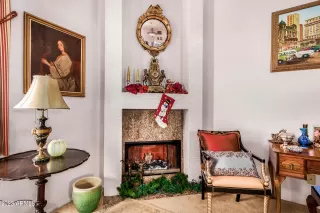 Photo #5: 6638112 Listing