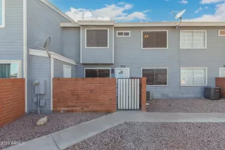 Photo #1: 6638196 Listing 