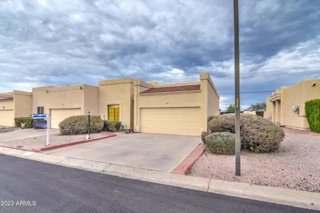 MLS: 6638390 Condo For Sale