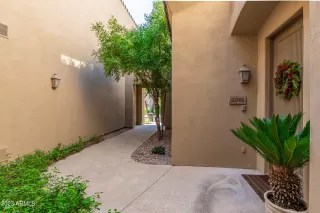 Photo #3: 6638925 Listing