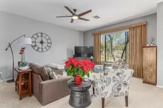 Photo #6: 6638925 Listing