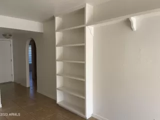 Photo #2: 6638942 Listing 