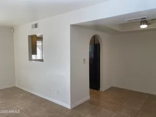 Photo #3: 6638942 Listing 