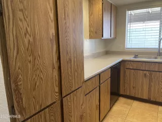 Photo #5: 6638942 Listing 