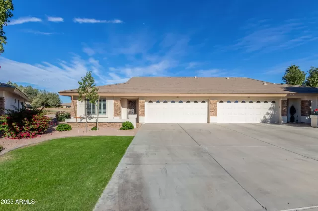 MLS: 6638953 Condo For Sale