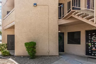 Photo #2: 6638962 Listing 