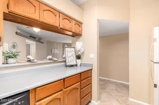 Photo #5: 6638962 Listing 