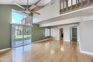Photo #4: 6639046 Listing 