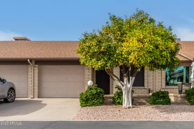 MLS: 6639105 Condo For Sale