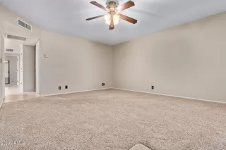 Photo #5: 6639105 Listing