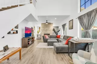 Photo #6: 6639148 Listing