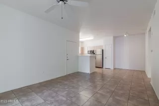 Photo #3: 6639152 Listing