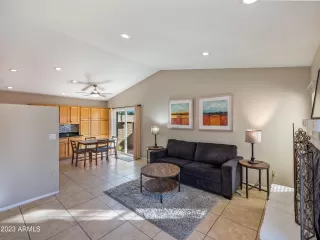 Photo #3: 6639232 Listing 