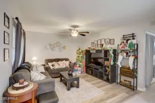 Photo #3: 6639717 Listing