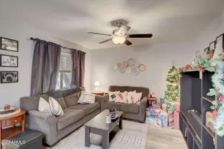 Photo #4: 6639717 Listing