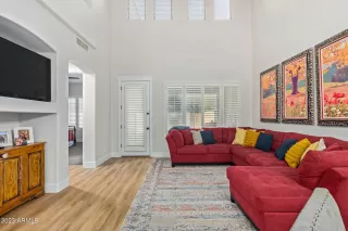 Photo #4: 6640334 Listing