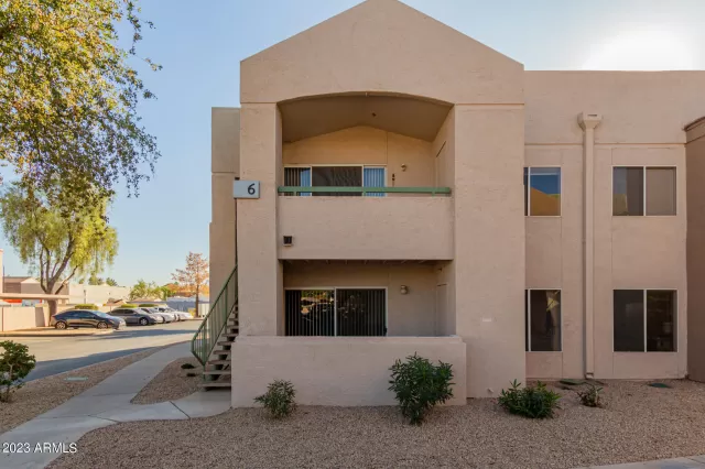 MLS: 6640503 Condo For Sale