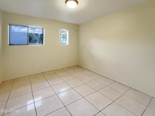 Photo #2: 6640517 Listing