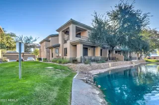 Photo #2: 6640769 Listing