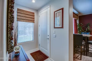 Photo #3: 6640769 Listing